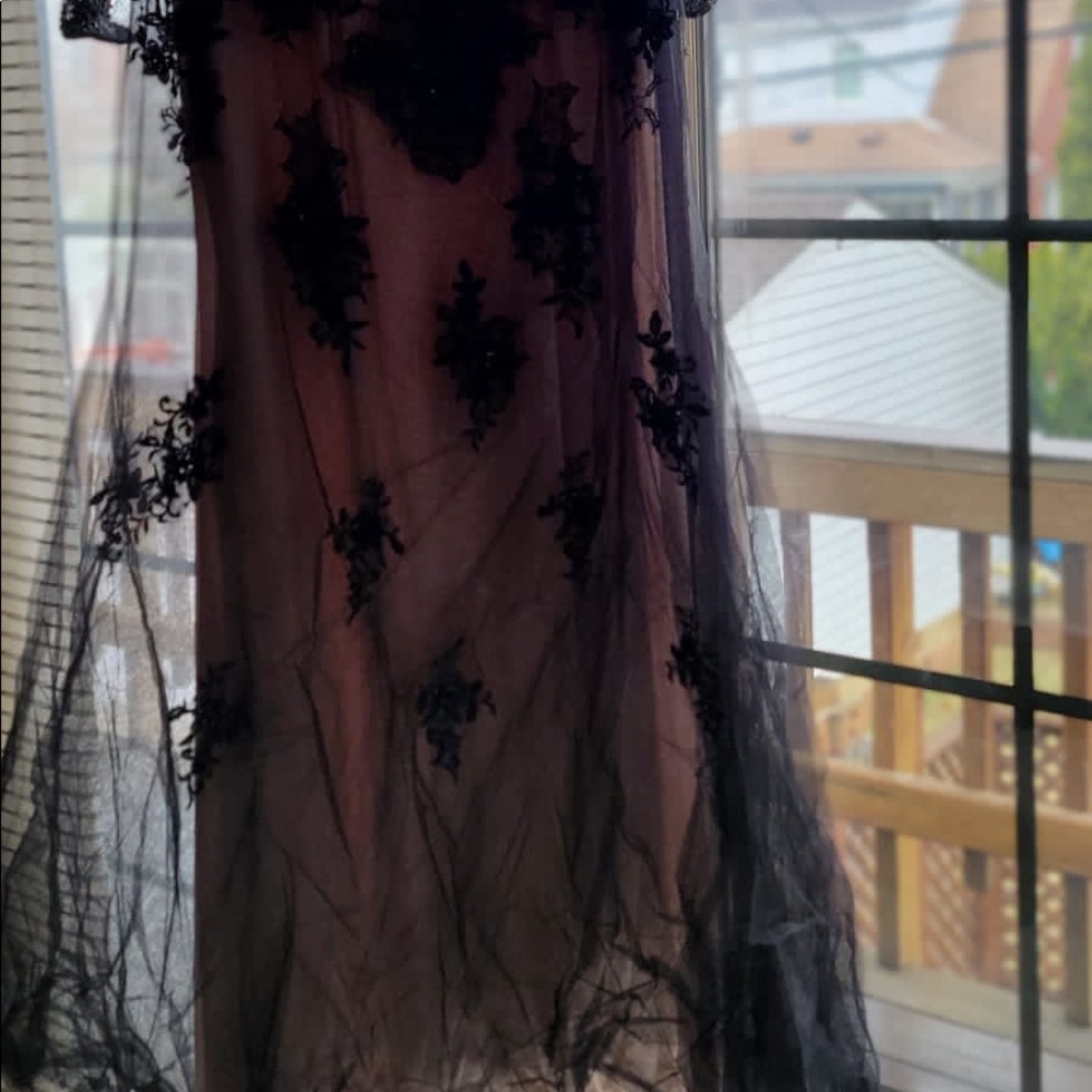 Prom dress - Picture 9 of 11